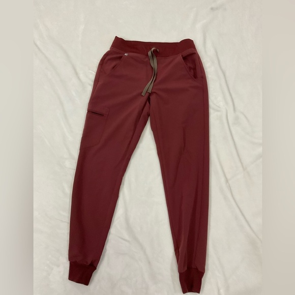 Figs Women's Burgundy Jogger Pants - Picture 3 of 13